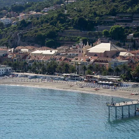 Soluzione Casa Sea View דירה *